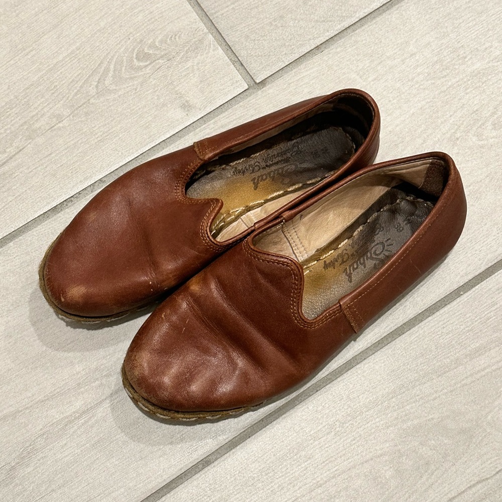 Fort Worth brown Sabahs women’s 39 / fit like 38